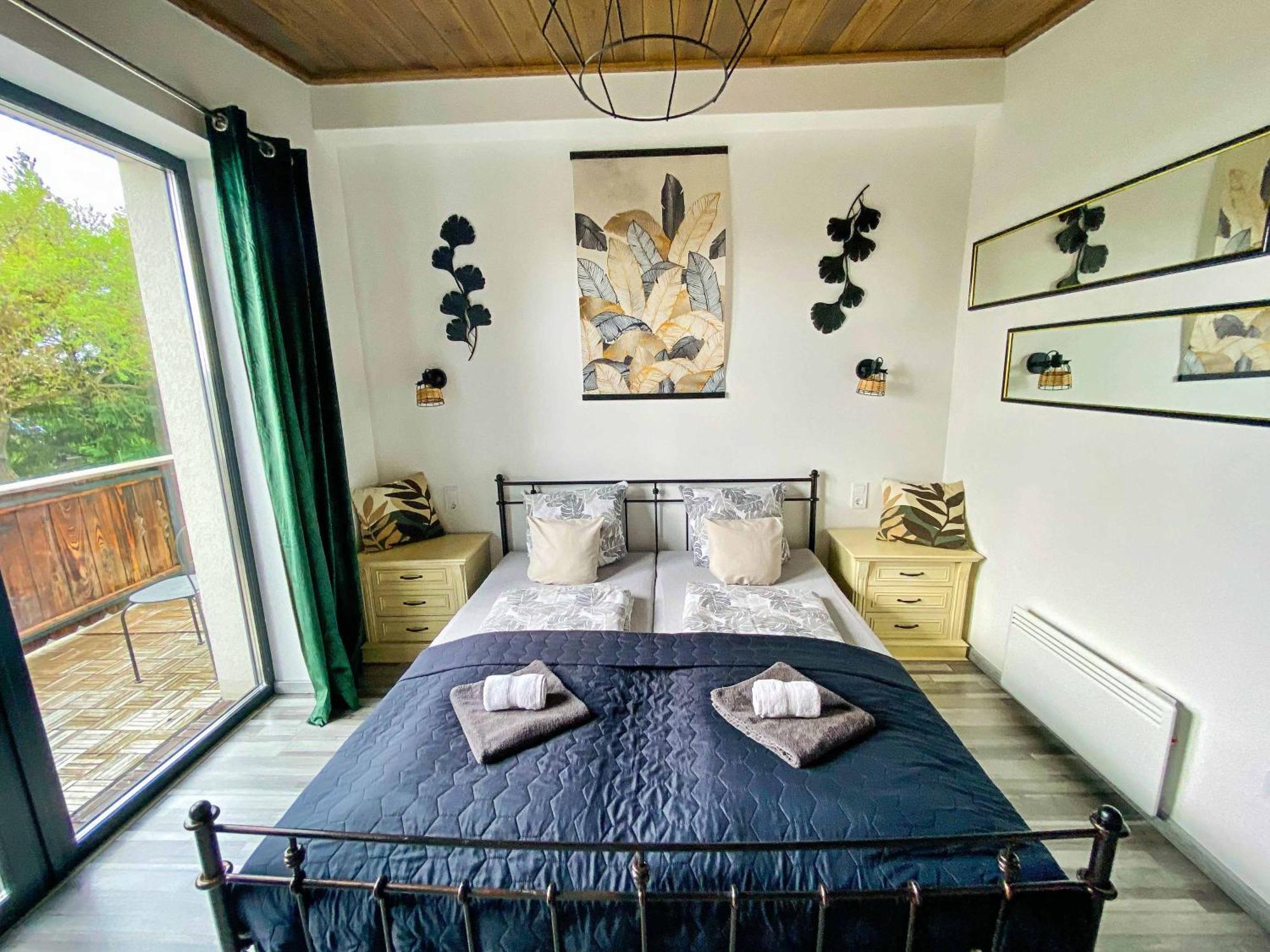 Lessuek Meg! Vendeghaz - Suemeg Villa ภายนอก รูปภาพ